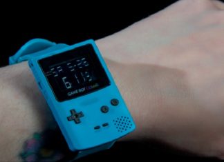 Versão miniaturizada do Game Boy Color será vendida como relógio