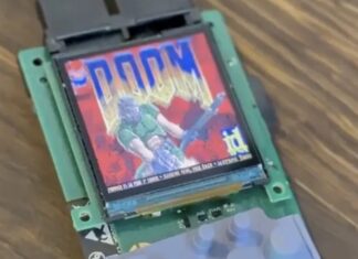 8BitMod coloca Doom para rodar em seu próprio VMU Pro, um VMU “turbinado” para o Dreamcast